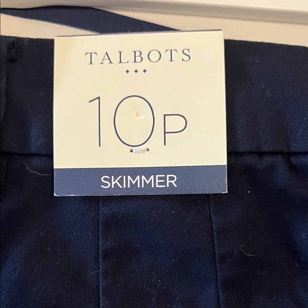 Talbots Black Skimmer Capri’s. NWT size 10P-perfect for summer!🖤 - Picture 7 of 9